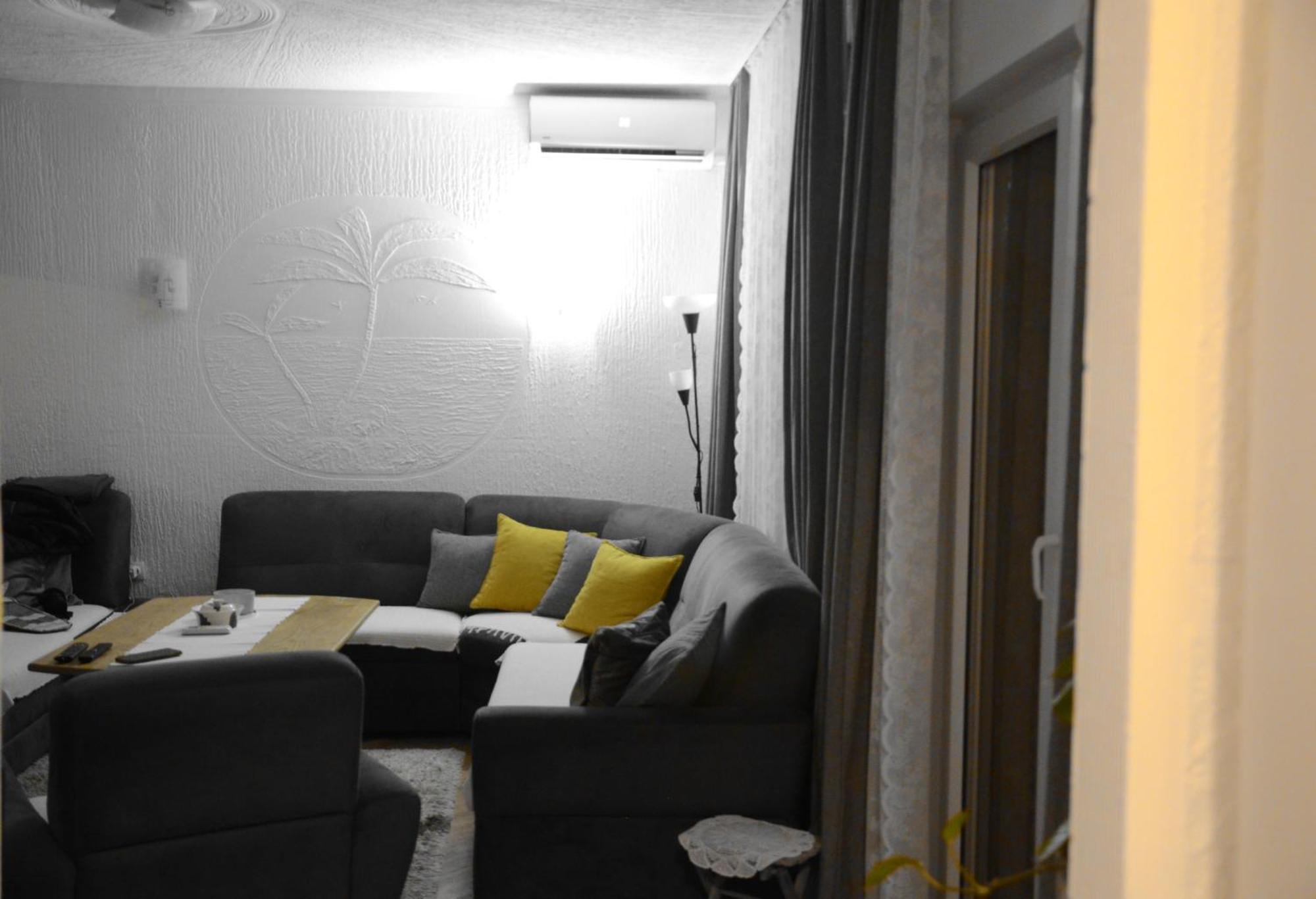 Cerak Lux Appartement Belgrado Buitenkant foto